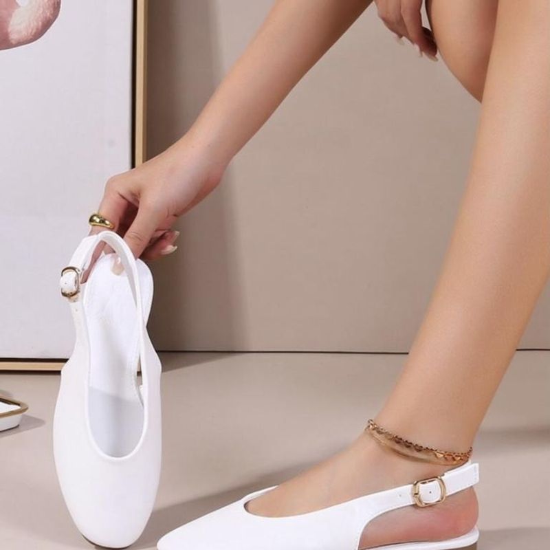 white ballerina